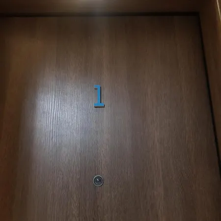Hashtag 1 Apartment *